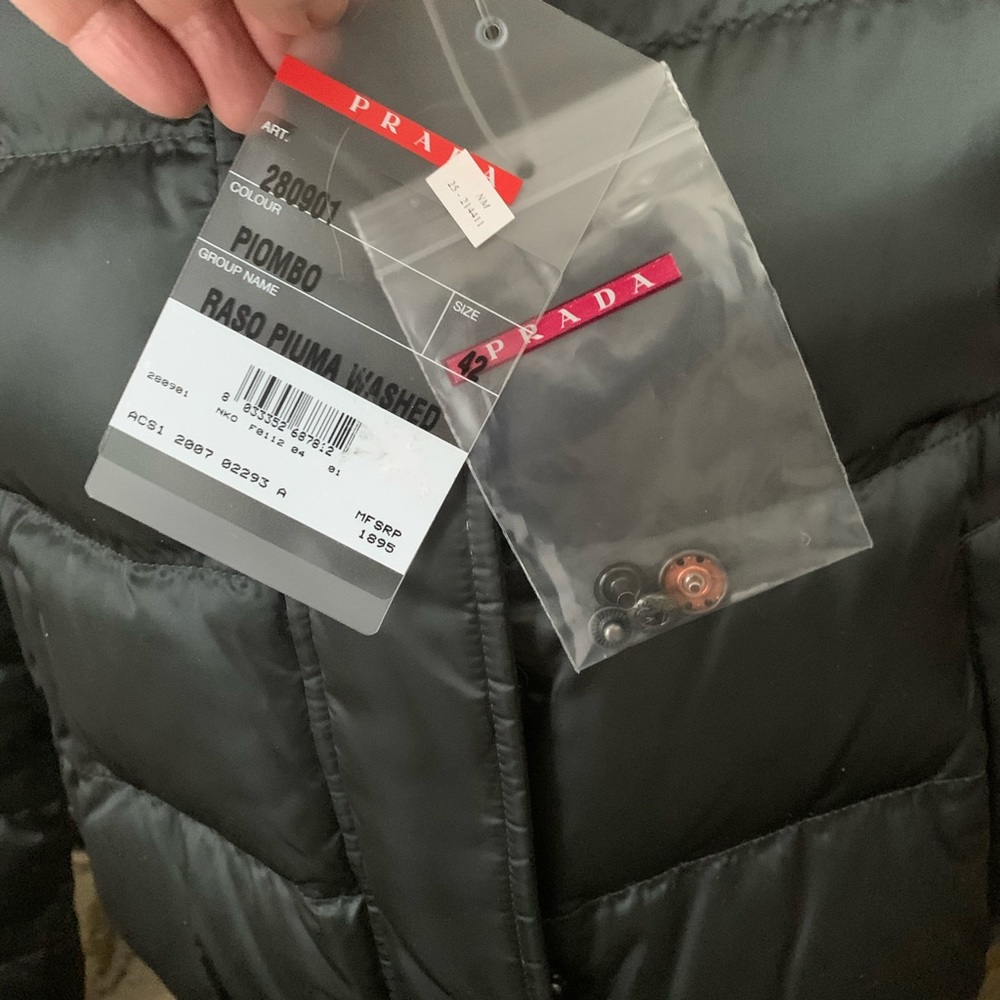 NWT Prada Down Puffer Jacket/Blue Fox Trim - Picture 8 of 8